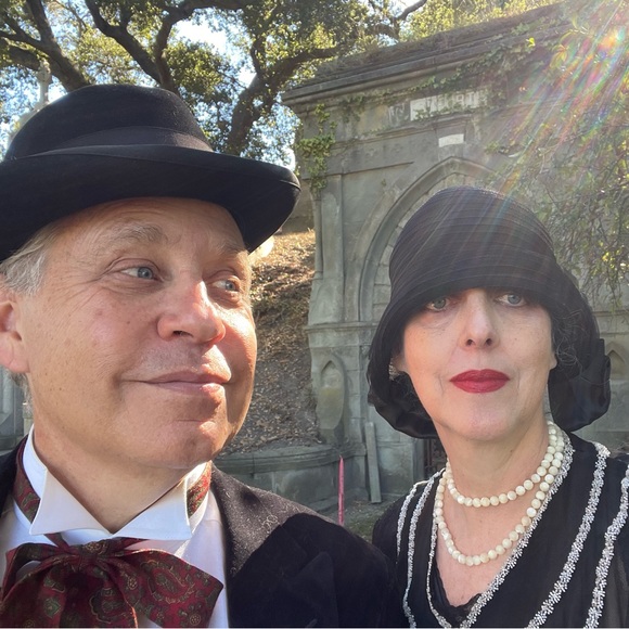 Meet your Posher, Lisa - Picture 2 of 16